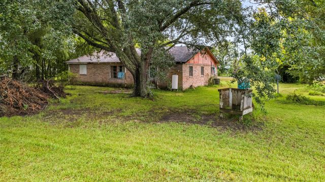 6970 County Road 605, Dayton, TX 77535