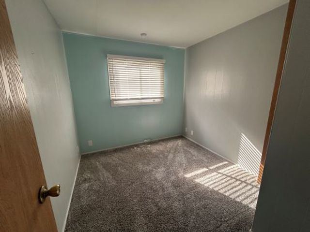 245 Robinson Drive, Morris, IL 60450