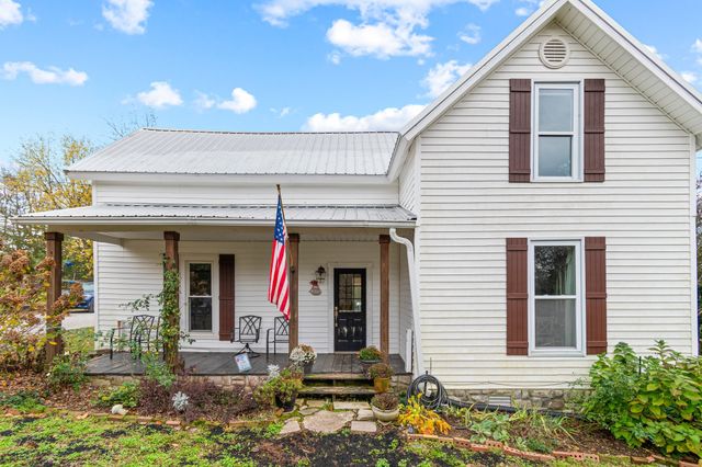 3237 Williamsport Pike, Williamsport, TN 38487