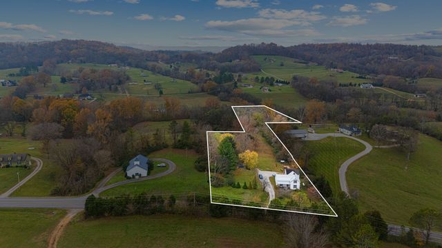 3237 Williamsport Pike, Williamsport, TN 38487