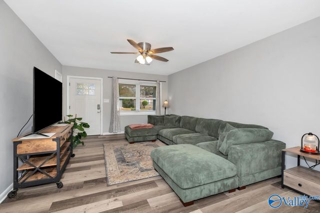 5022 Paden Drive NW, Huntsville, AL 35810