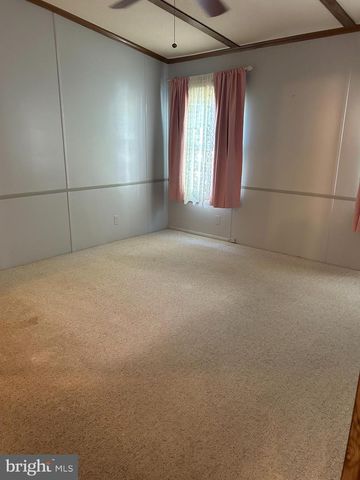 102 LARIAT RD, Middle River, MD 21220