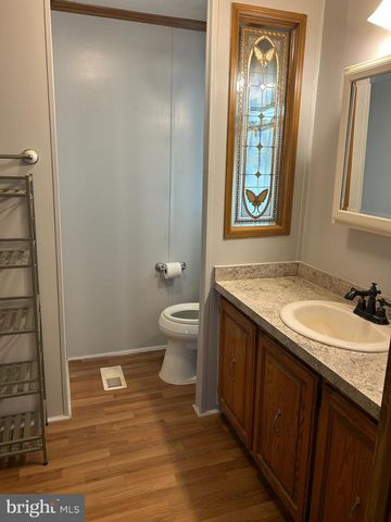 102 LARIAT RD, Middle River, MD 21220
