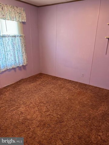 102 LARIAT RD, Middle River, MD 21220