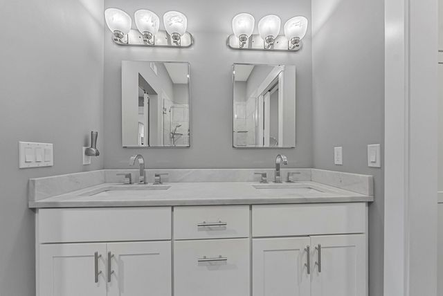 215 Washington Street, Traverse City, MI 49684