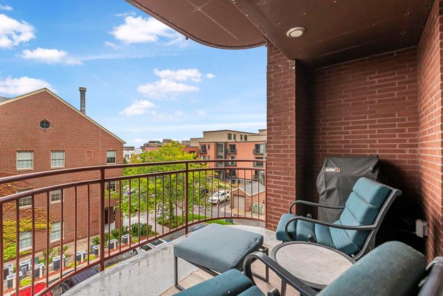 215 Washington Street, Traverse City, MI 49684