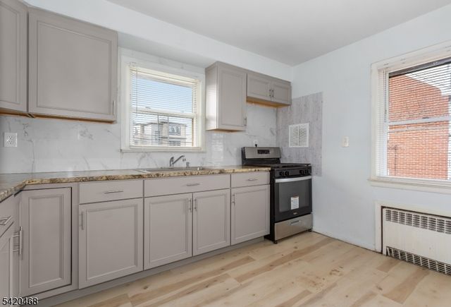 356 Boyden Ave, Maplewood Twp., NJ 07040