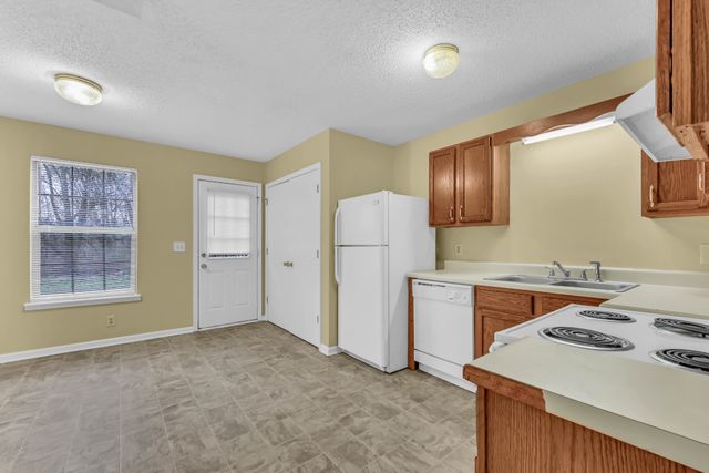 110 Hickory Trce, Clarksville, TN 37040