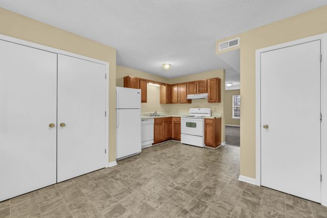 110 Hickory Trce, Clarksville, TN 37040