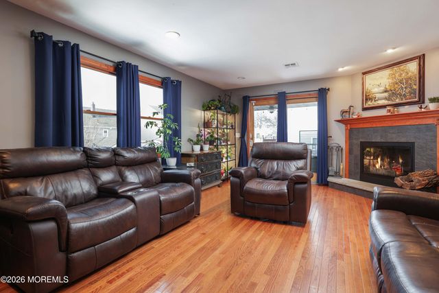 664 Summit Avenue, Kenilworth, NJ 07033