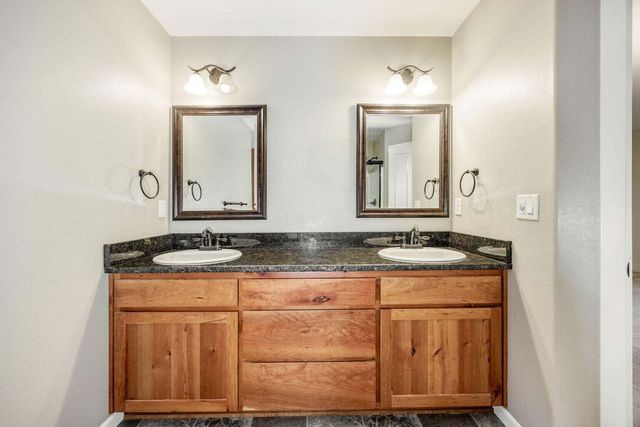 2689 SW Elmer Nelson Lane, Grants Pass, OR 97527