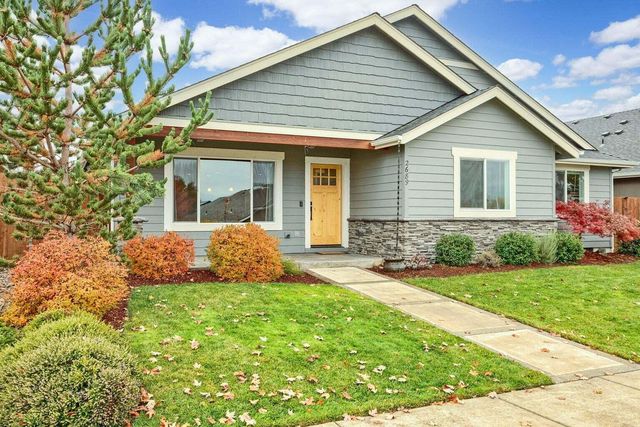 2689 SW Elmer Nelson Lane, Grants Pass, OR 97527