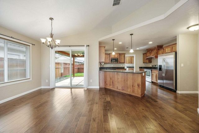 2689 SW Elmer Nelson Lane, Grants Pass, OR 97527