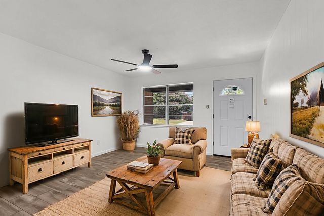 1337 Harrison Lane, Hurst, TX 76053