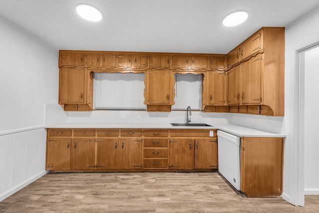 1337 Harrison Lane, Hurst, TX 76053