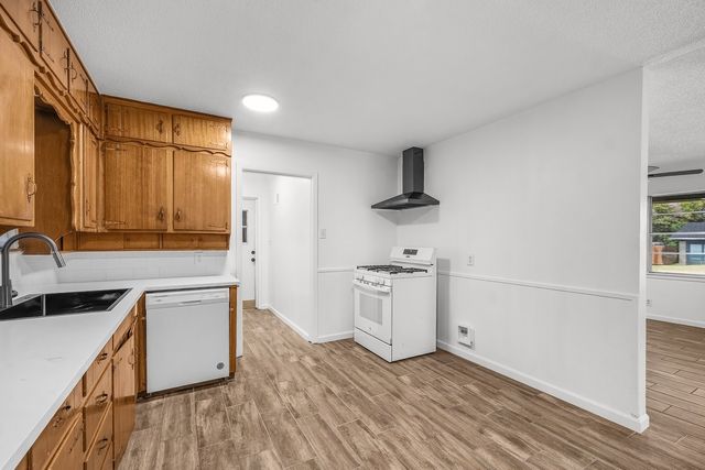 1337 Harrison Lane, Hurst, TX 76053