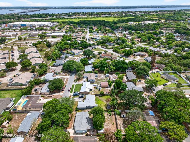 2737 Cherbourg Road, Cocoa, FL 32926