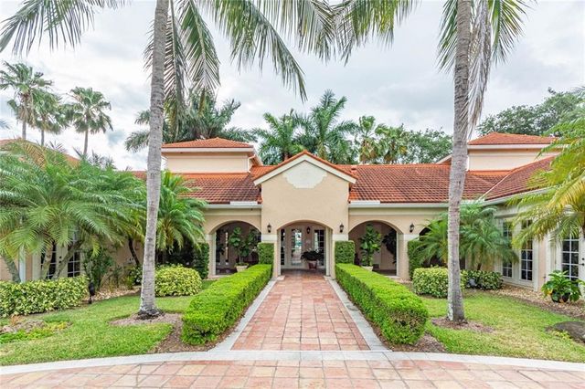 1550 S 42nd Circle 111, Vero Beach, FL 32967