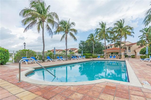 1550 S 42nd Circle 111, Vero Beach, FL 32967