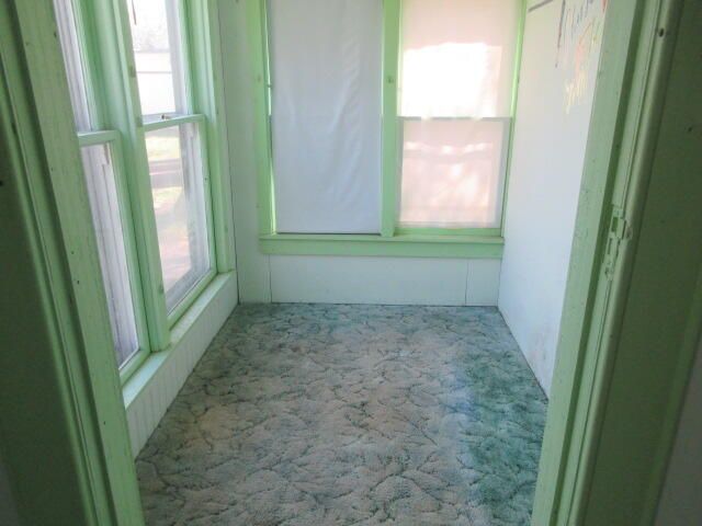 220 E 4th Street, Grove, OK 74344