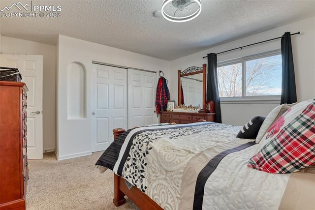 2758 Ferber Drive, Colorado Springs, CO 80916