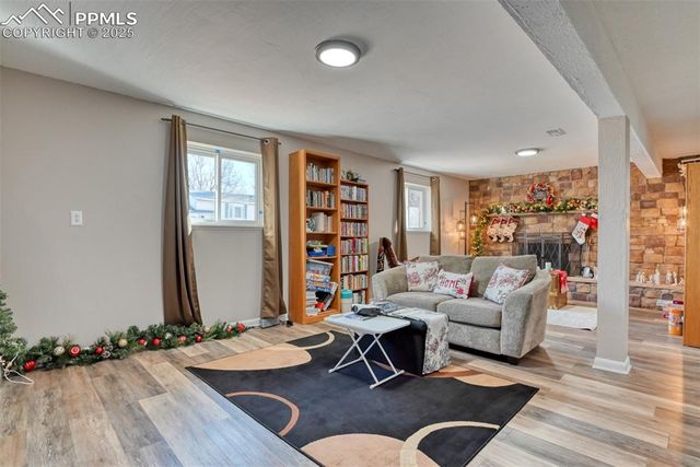 2758 Ferber Drive, Colorado Springs, CO 80916