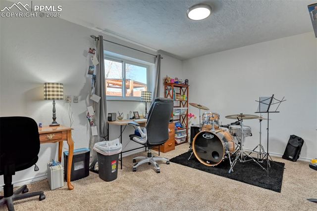 2758 Ferber Drive, Colorado Springs, CO 80916