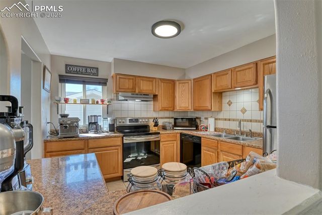 2758 Ferber Drive, Colorado Springs, CO 80916