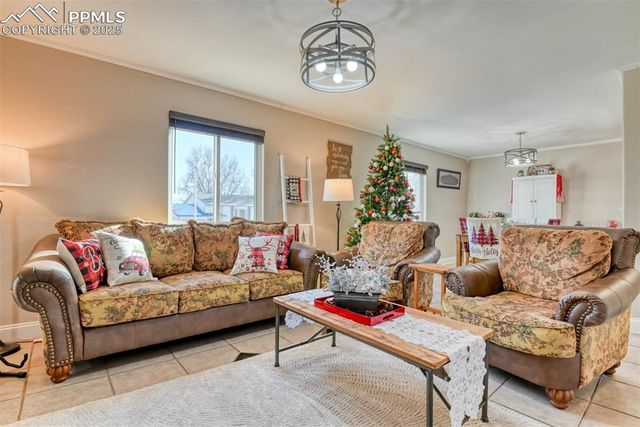 2758 Ferber Drive, Colorado Springs, CO 80916