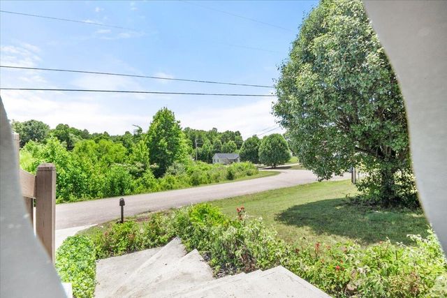 115 Cam Court Drive, Lily, KY 40740