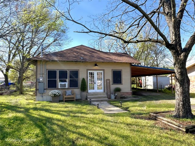 122 Robertson Street, Sulphur Springs, TX 75482