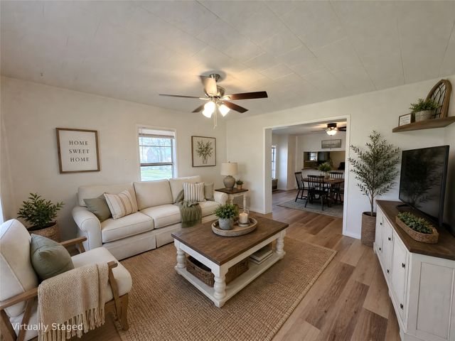 122 Robertson Street, Sulphur Springs, TX 75482
