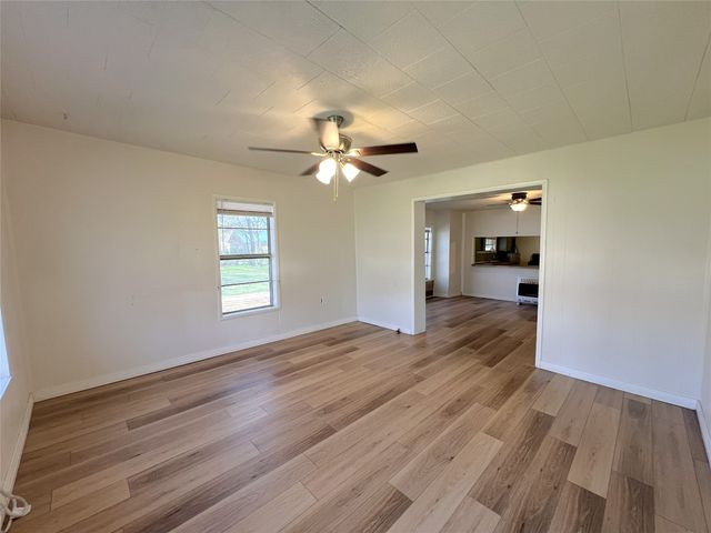 122 Robertson Street, Sulphur Springs, TX 75482