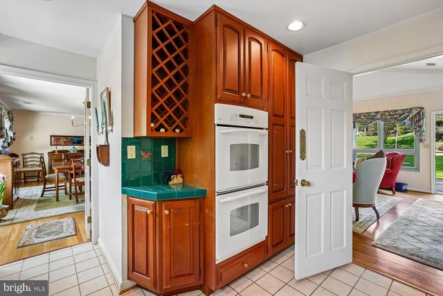 3513 BEVERLY DR, Annandale, VA 22003
