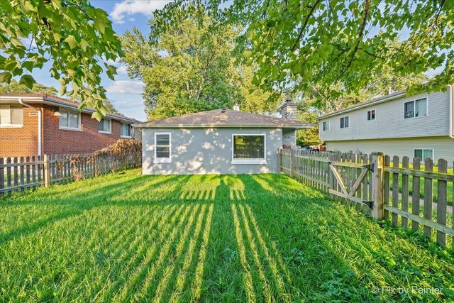 2241 Galilee Avenue, Zion, IL 60099