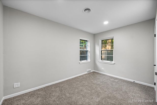 2241 Galilee Avenue, Zion, IL 60099