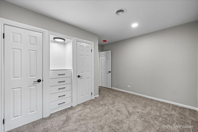 2241 Galilee Avenue, Zion, IL 60099