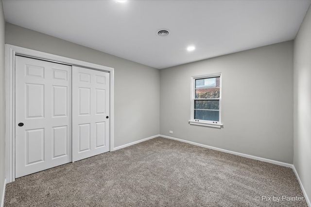 2241 Galilee Avenue, Zion, IL 60099