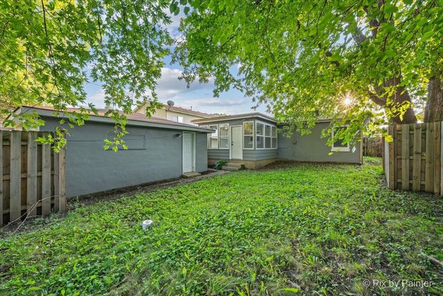2241 Galilee Avenue, Zion, IL 60099