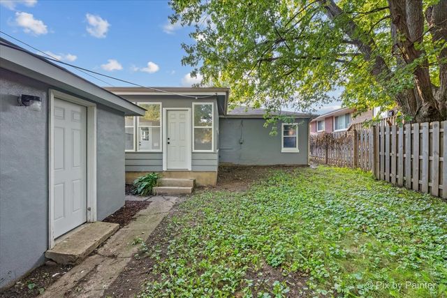 2241 Galilee Avenue, Zion, IL 60099