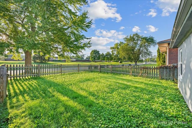 2241 Galilee Avenue, Zion, IL 60099