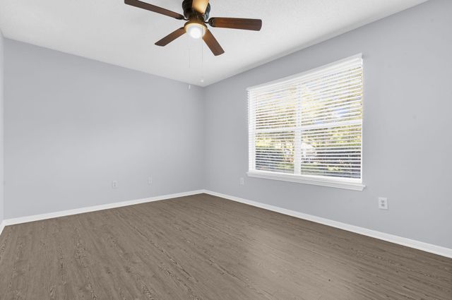 2011 N Highway 17 1600k, Mount Pleasant, SC 29466