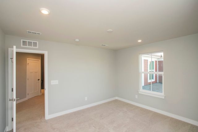 103 Great Falls Ct, Gallatin, TN 37066