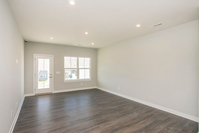 103 Great Falls Ct, Gallatin, TN 37066