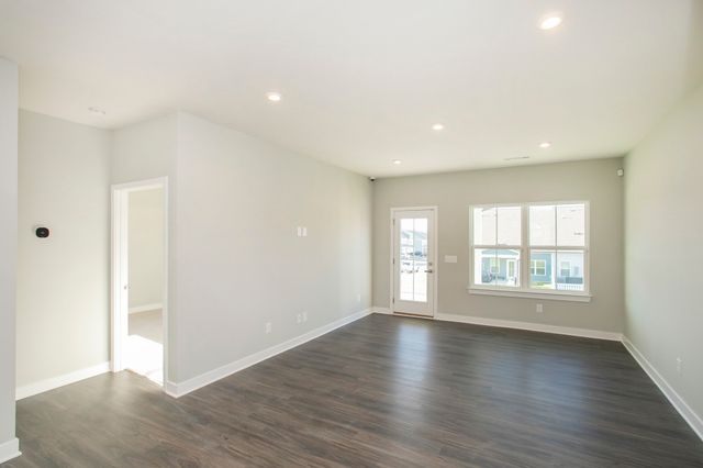 103 Great Falls Ct, Gallatin, TN 37066