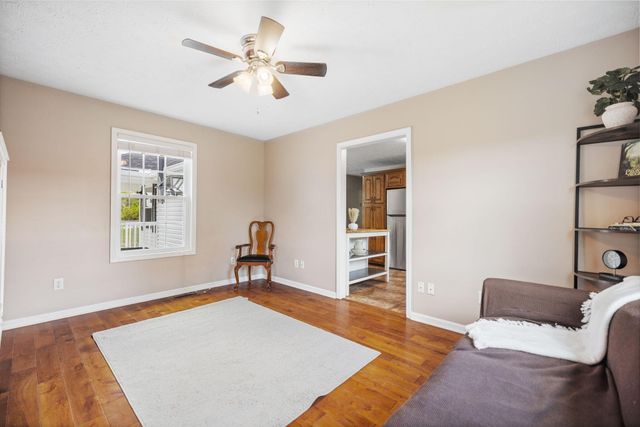3033 Clear Springs Drive, London, KY 40744