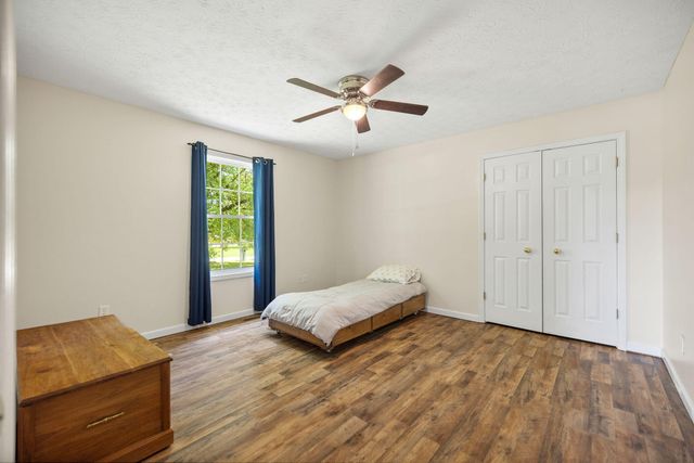 3033 Clear Springs Drive, London, KY 40744