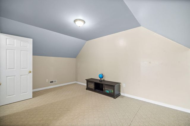 3033 Clear Springs Drive, London, KY 40744