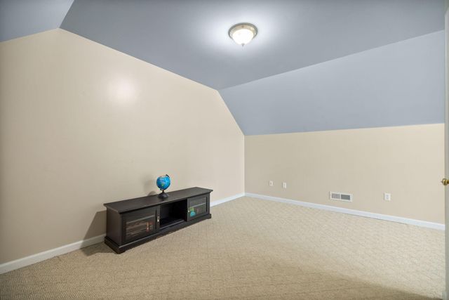 3033 Clear Springs Drive, London, KY 40744