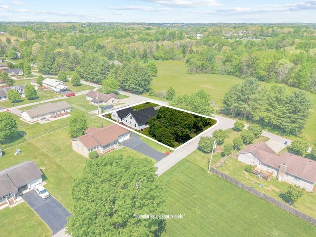 3033 Clear Springs Drive, London, KY 40744